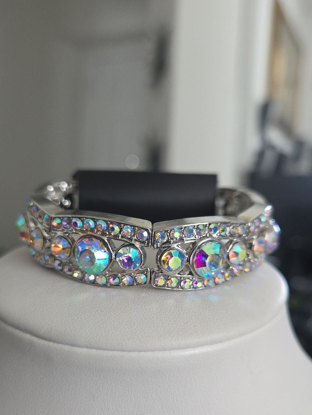 Paparazzi Easy On The Ice Multi Bracelet NWT